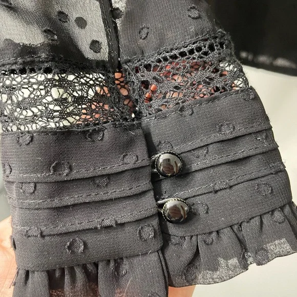 Sézane blouse - Picture 5 of 7